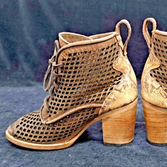 Freebird by Steven Benni Womens 8 Bootie Sandals Brown Cut Out Open Toe MODIFIED - Picture 1 of 11